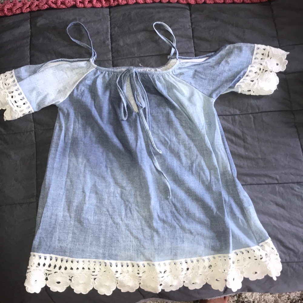 open shoulder tank top